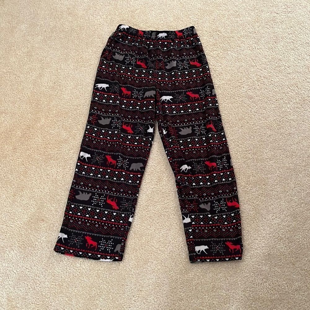 CUDDLDUDS PLAID PAJAMAS SIZE XL